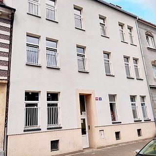 Pronájem bytu 1+kk a garsoniéry 42 m² Ústí nad Labem Předlice, Prostřední
