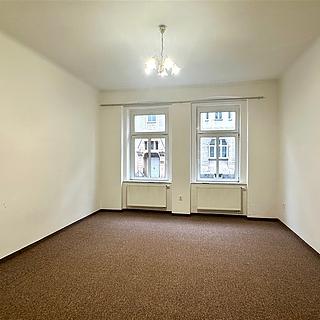 Pronájem bytu 2+kk 57 m² Cheb, Evropská