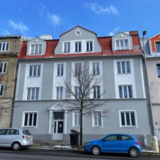 Pronájem bytu 1+kk a garsoniéry 30 m² Aš, Chebská
