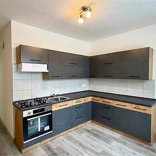 Pronájem bytu 2+1 62 m&sup2; Františkovy Lázně