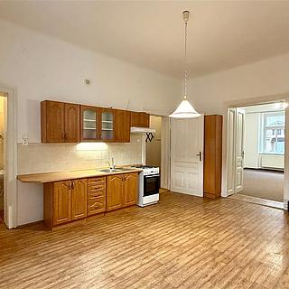 Pronájem bytu 2+kk 57 m² Cheb, Evropská