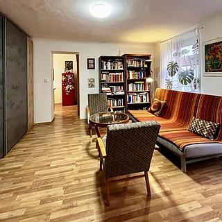 Pronájem bytu 2+1 61 m² Jihlava, Hluboká