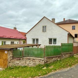 Prodej rodinného domu 104 m² Stonařov