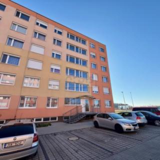 Prodej bytu 3+1 57 m² Kladno