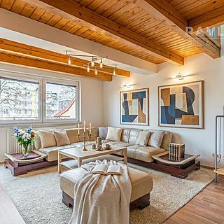 Pronájem bytu 2+1 109 m² České Budějovice 7, Lidická tř.