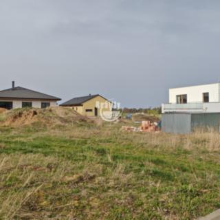 Prodej stavební parcely 585 m² Střítež