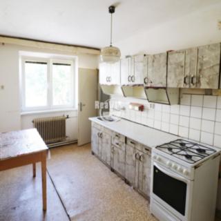Prodej bytu 2+1 56 m² Kostelec