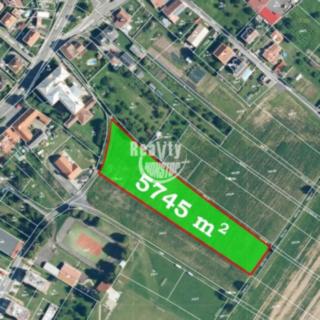 Prodej stavební parcely 5 745 m² Luže