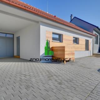 Prodej rodinného domu 202 m² Kuchařovice