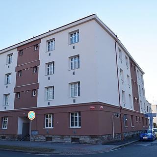 Prodej bytu 2+kk 40 m² Dvůr Králové nad Labem, nábřeží Benešovo