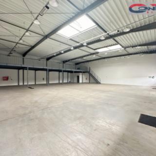Pronájem skladu 540 m² Zápy
