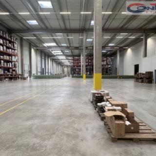 Pronájem skladu 7018 m² Hradec Králové