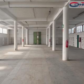 Pronájem skladu 2 000 m² Přerov I-Město, Tržní