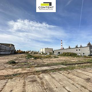 Pronájem komerčního pozemku 5000 m&sup2; Hradec Králové
