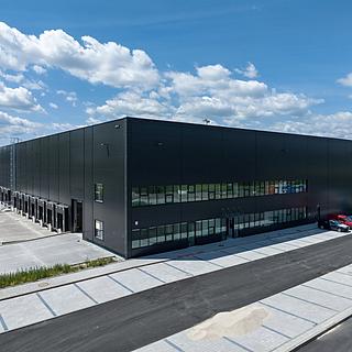 Pronájem skladu 864 m² Hradec Králové, Bratří Štefanů