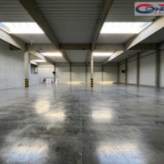 Pronájem skladu 11800 m² Ledce