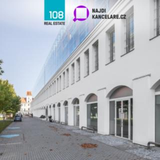 Pronájem kanceláře 1426 m² Praha