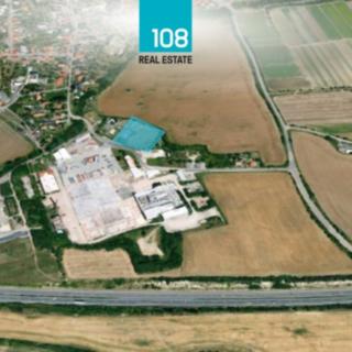 Pronájem komerčního pozemku 6000 m² Mochov