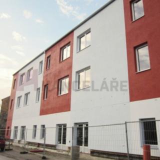 Prodej kanceláře 200 m² Brno Maloměřice, Franzova