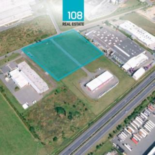 Prodej komerčního pozemku 15000 m² Žebrák