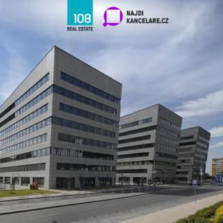 Pronájem kanceláře 839 m² Praha