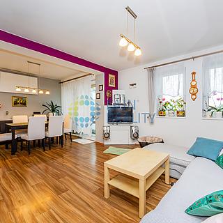 Prodej rodinného domu, 169m²