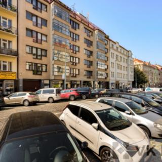 Prodej bytu 4+1 105 m² Praha, Dejvická