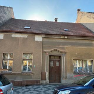 Prodej rodinného domu 101 m² Kostelec nad Labem, nám. Komenského