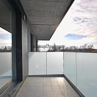 Prodej bytu 2+kk 61 m² Praha