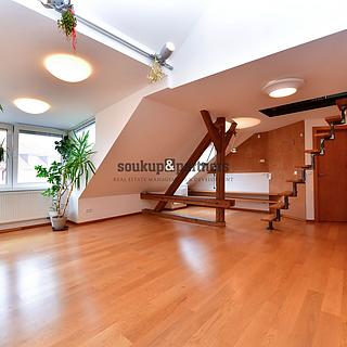 Prodej bytu 3+kk 70 m&sup2; Praha