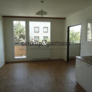 Pronájem bytu 1+1 57 m² Praha