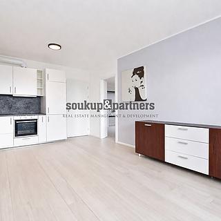 Pronájem bytu 2+kk 55 m&sup2; Praha