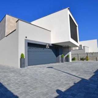Prodej rodinného domu 220 m² Vysoký Újezd, V Hlinišťatech