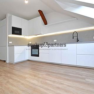 Prodej bytu 4+1 118 m² Praha