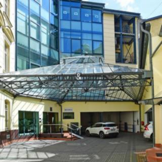 Pronájem kanceláře 125 m² Praha, Pobřežní