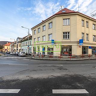 Pronájem obchodu 147 m² Praha Zbraslav, Zbraslavské náměstí