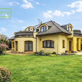 Prodej rodinného domu 446 m&sup2; Braškov