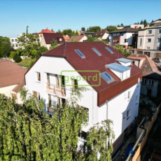 Prodej bytu 5+kk 160 m² Praha