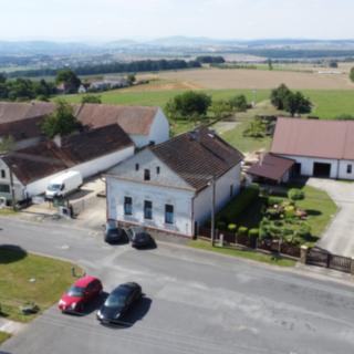 Prodej ostatního komerčního prostoru 225 m² Chlumčany Hradčany