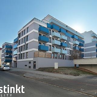 Pronájem parkovacího místa 20 m² Plzeň Jižní Předměstí, Kollárova