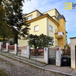 Pronájem bytu 2+kk 80 m² Praha