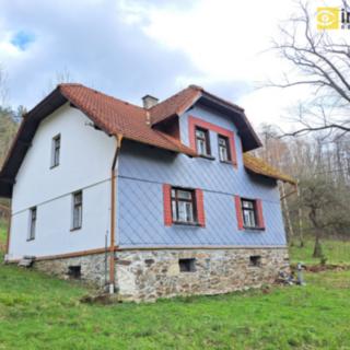 Prodej rodinného domu 290 m² Nýrsko
