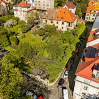 Prodej stavební parcely 893 m² Praha