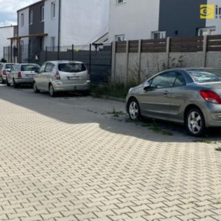 Pronájem garáže 12 m² Vochov