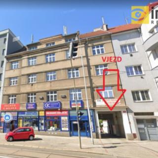 Pronájem garáže 13 m² Plzeň