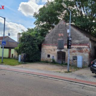 Prodej stavební parcely 666 m² Drnholec