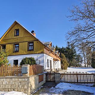 Prodej rodinného domu 500 m² Lovečkovice Náčkovice