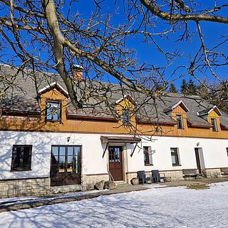 Prodej rodinného domu 500 m² Lovečkovice Náčkovice