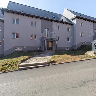 Prodej bytu 3+kk 71 m&sup2; Meziboří
