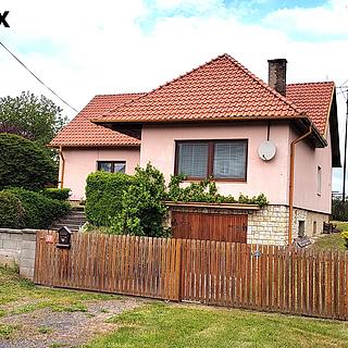 Prodej rodinného domu 151 m² Petrohrad